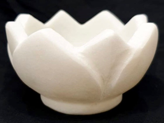 White Marble T-Light Holder